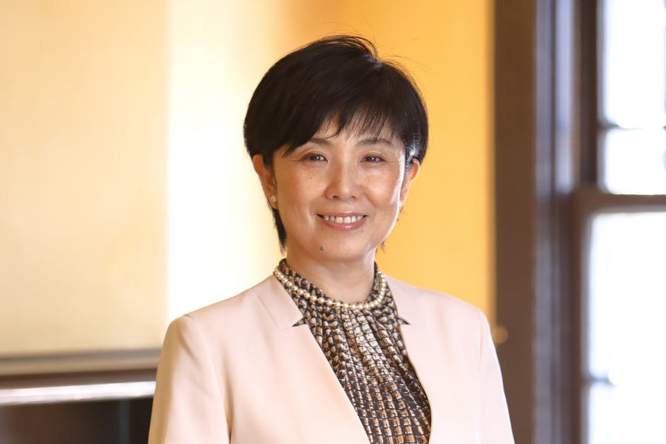副学長(経済学部教授)中野 聡子
