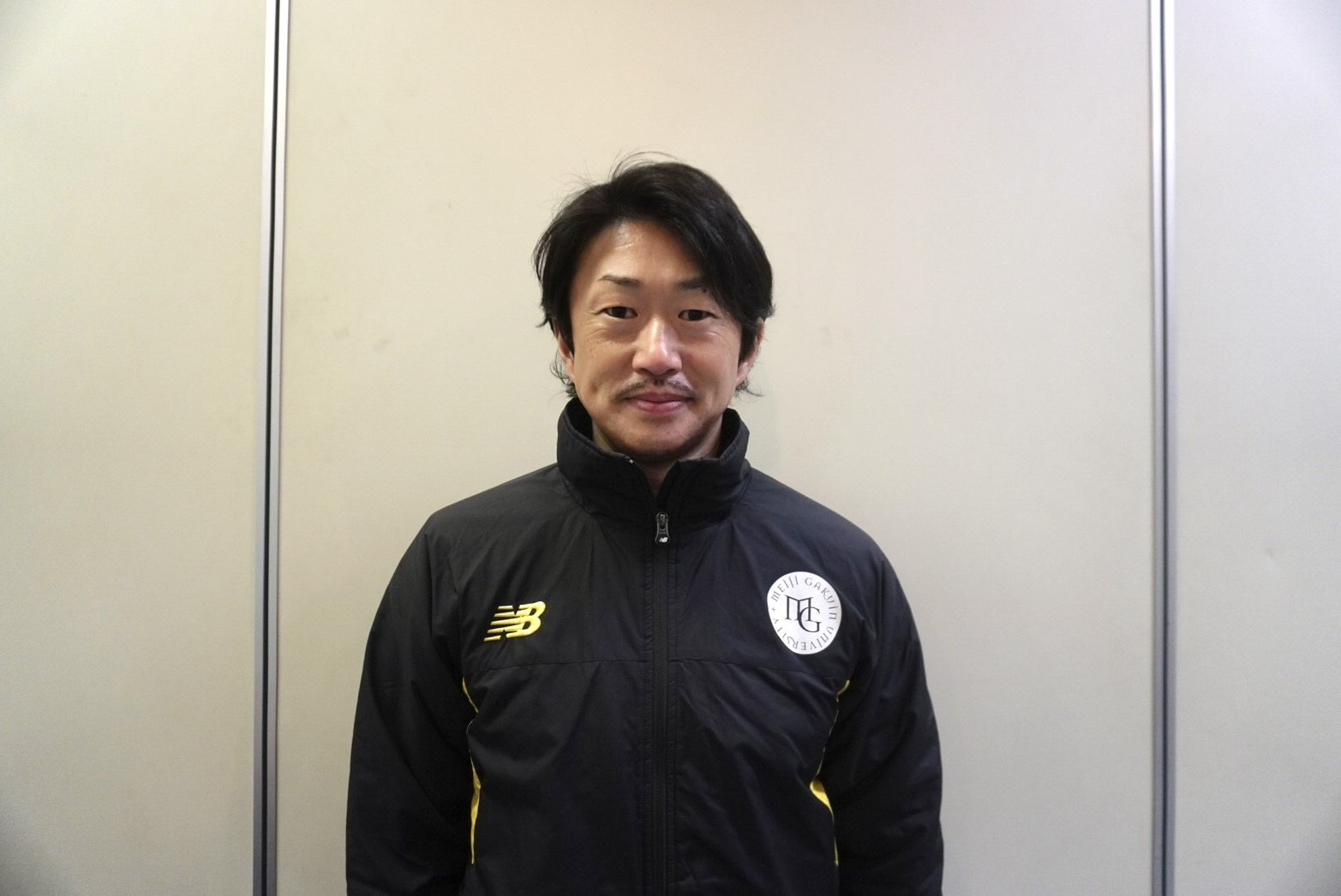 サッカー部HP掲載画像＿小谷野コーチ