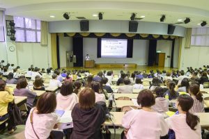 MeijigakuinUniversity2025_H_0204-300x200