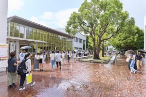 MeijigakuinUniversity2025_H_0651--300x200