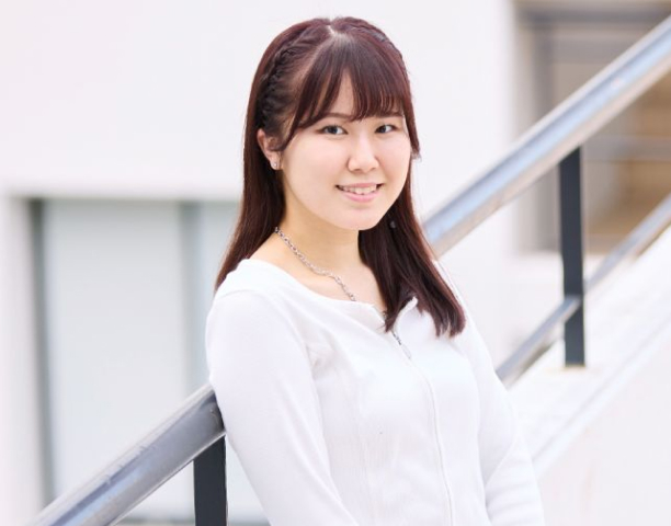 法学部 法律学科1年 髙橋 ほのか 神奈川県 鎌倉女学院高等学校出身