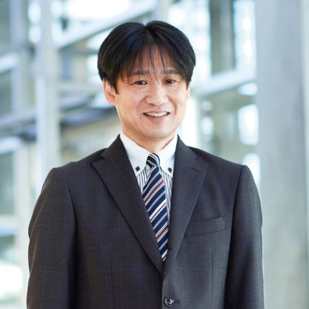 教養教育センター長 福山 勝也
