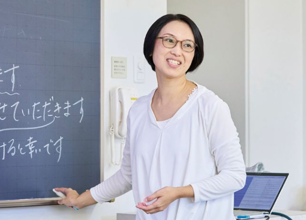 日本語研究1B 徳間 晴美 准教授