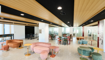11号館