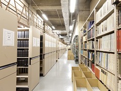 白金図書館地下書庫